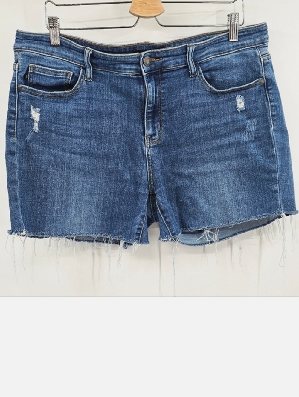 Judy Blue Jean Shorts Size 15/32